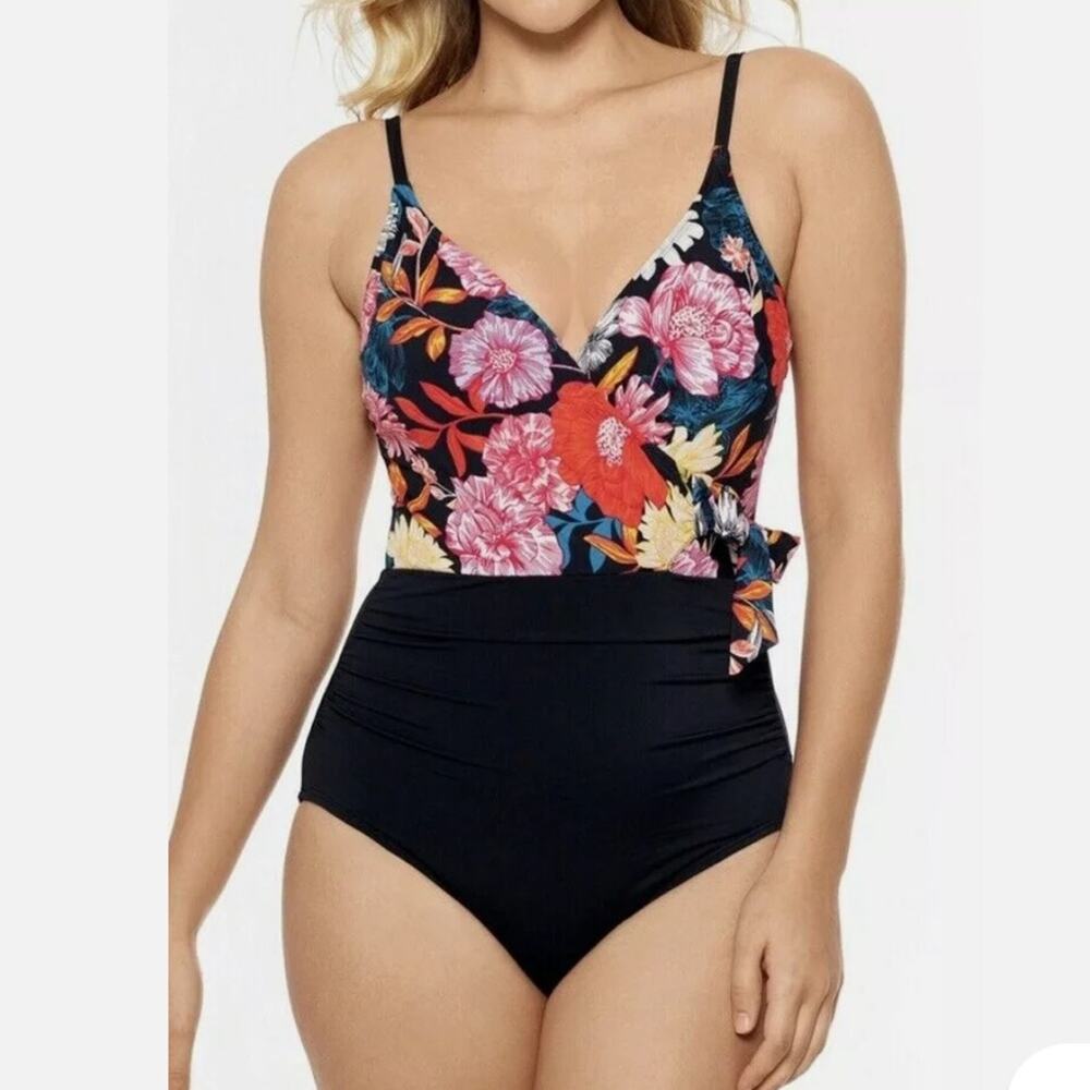 Time and Tru One Piece Swimsuit Woman’s size L Multicolor Floral and Black
